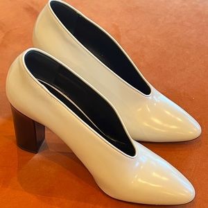 Really beautiful excellent condition Italian leather shoes